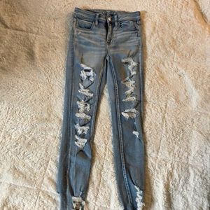 American Eagle Distressed Jegging
